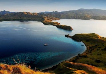7 reasons to visit Komodo National Park on a luxury phinisi