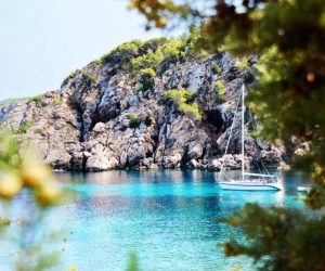 Top 7 unforgettable yacht charter experiences in Ibiza for the elite traveller