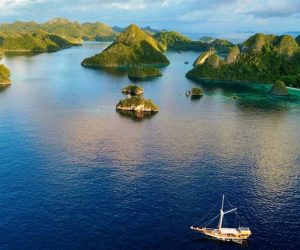 Family luxury boat adventures in Indonesia