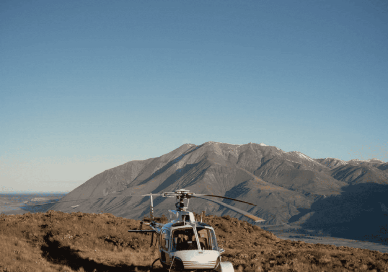 Main Divide Helicopters: New Zealand’s ultimate luxury helicopter safari experience